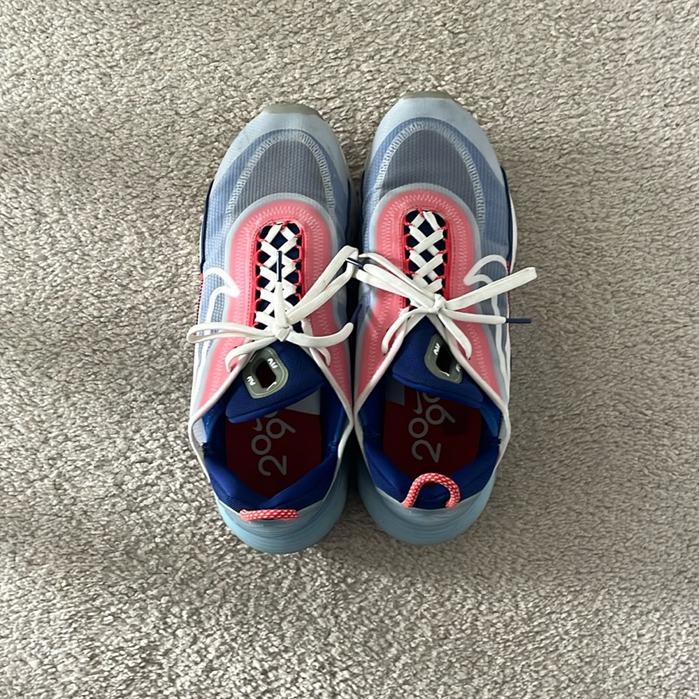 Air max 2090 men’s 10 blue and red